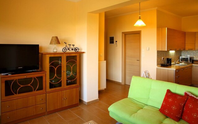 Comfartable 1 Bedroom Flat with Garden near Beach