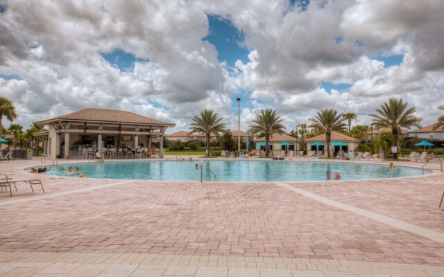 Gorgeous Home W/private Pool & Spa Sleeps 25!