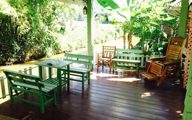 Tong Tow House