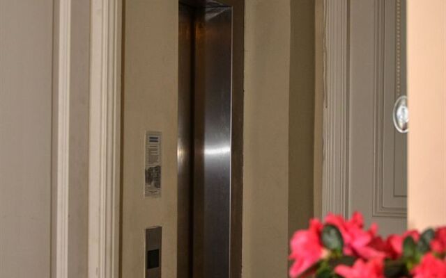 Omer Hayyam Suites