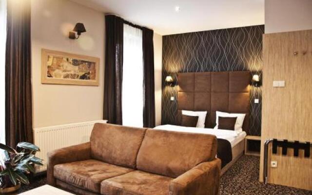 Hotel Vis A Vis