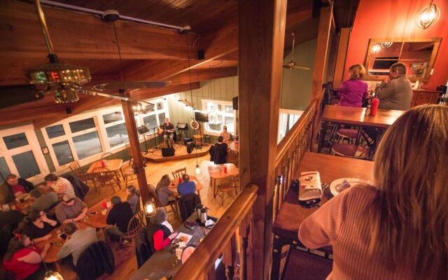 The Iona Heights Inn