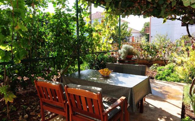 Apartments Luka & Sara