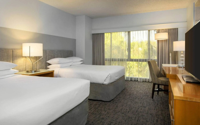 Renaissance Palm Springs Hotel
