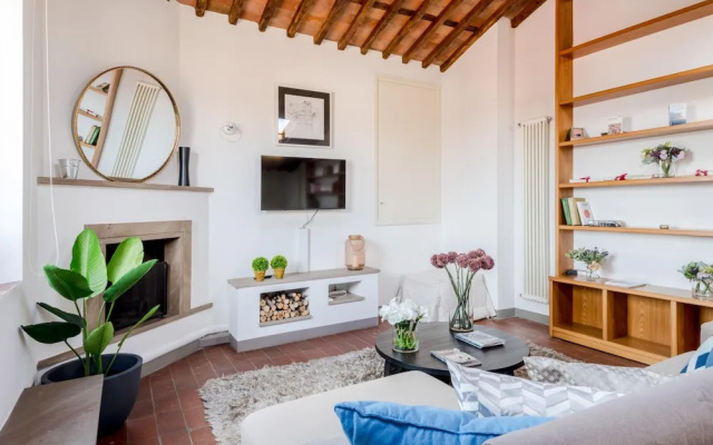 Georgia Penthouse in Lucca