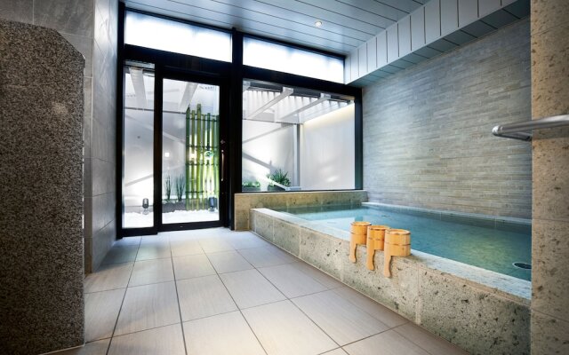 Courtyard Osaka Honmachi by Marriott Hotel