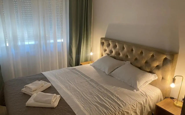 Solaris Apartments and Rooms