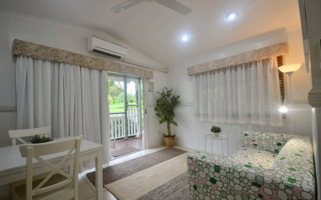 Barney Beach Accommodation