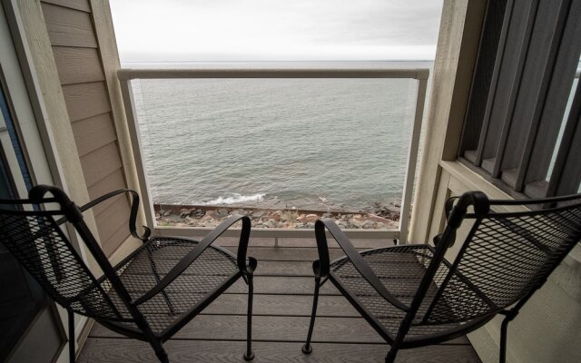 Beacon Pointe on Lake Superior