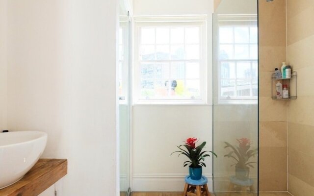 3-br Spacious Flat in Central London