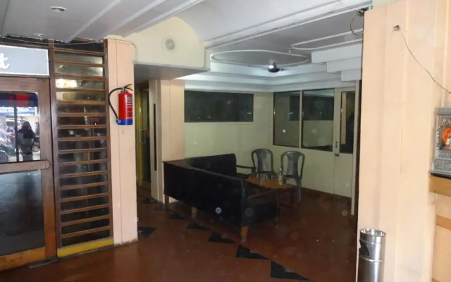 Hotel Ajatsatru