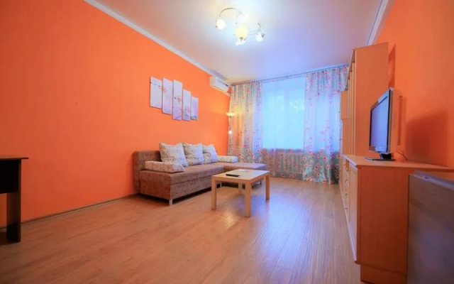 Apartments Five Stars Comfort on Revolution Square