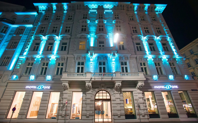 The Cloud One Wien-Staatsoper