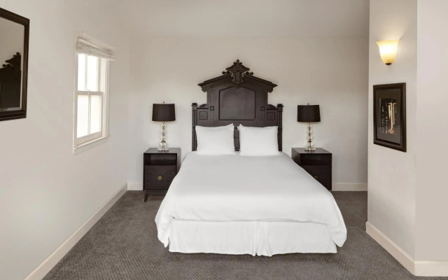 Mount View Hotel & Spa