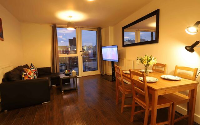 Fiveways City View Apartment