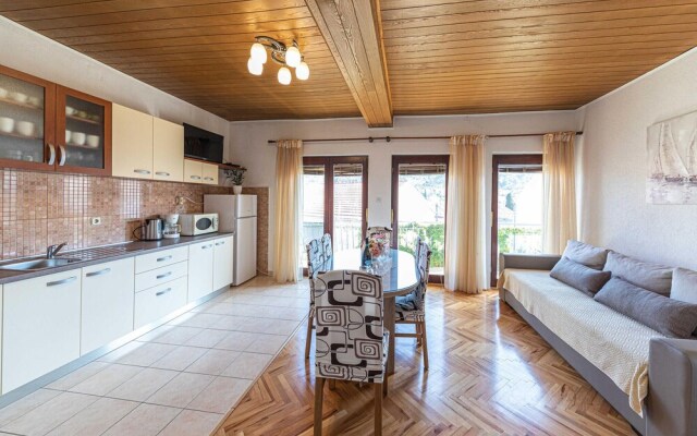 Beautiful Home in Marina With Wifi and 3 Bedrooms