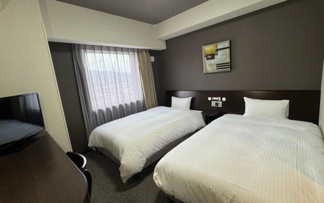 Hotel Route-Inn Gotenba Ekiminami – Guest Rooms – Gotemba