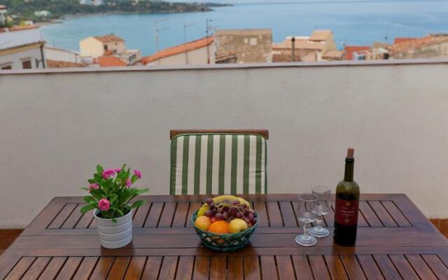 Cefalu Flats