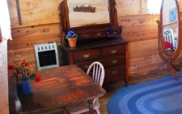 4D Longhorn Guest Ranch