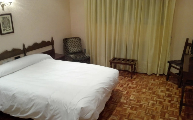 Hotel Castellano Centro