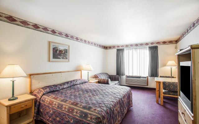Rodeway Inn and Suites Spokane
