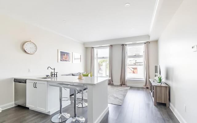 Iconic Rideau 1Bd Unit Balcony Free Parking