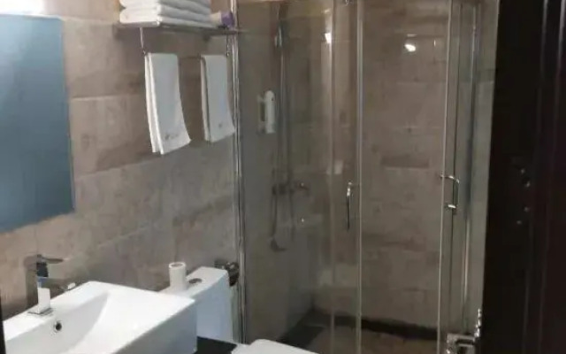 Hua Sheng Hotel