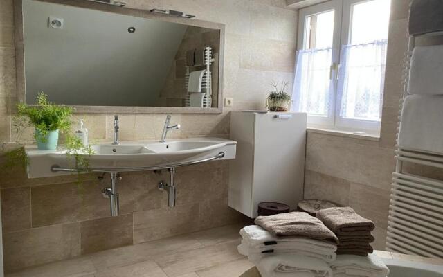 Den 118, Aan de Maas