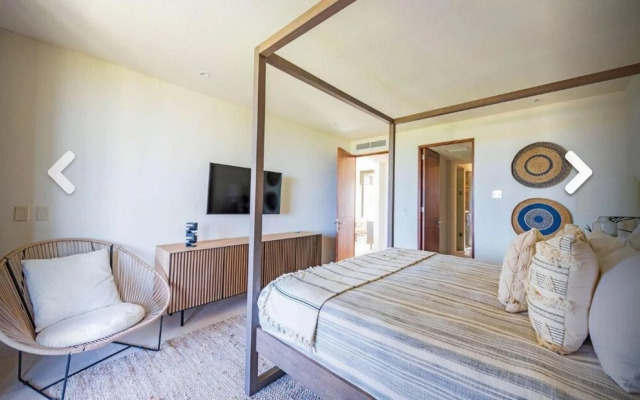 Three Bedroom Amazing Dazzling Villa in Mexico