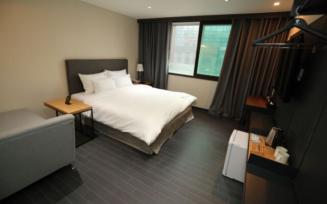 The First Hotel