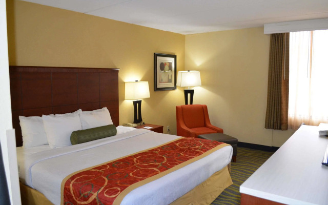 The Independence Inn Charlotte/Matthews Hotel