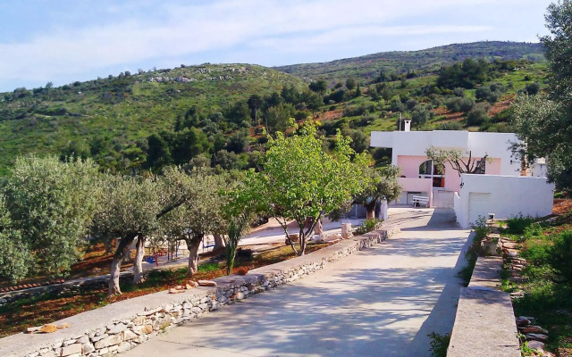 Villa Konaki