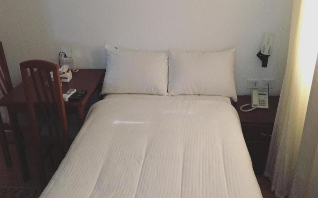E-Just Hotel Borg El Arab