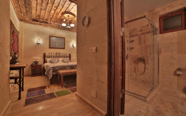 Caravanserai Inn Hotel