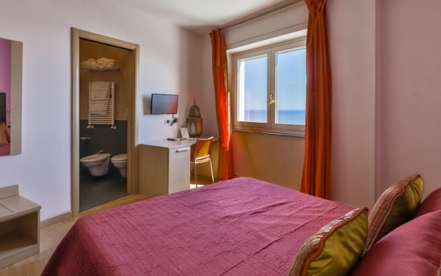 Luxury Room With sea View in Amalfi ID 3934