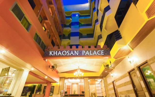 Violet Tower at Khaosan Palace
