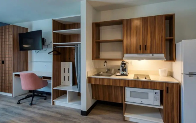 Uptown Suites Extended Stay Tampa FL – Riverview