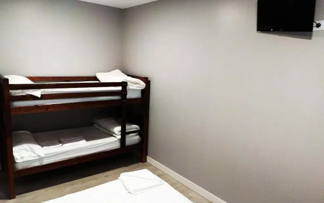 Pensión La Bilbaina - Albergue Logroño