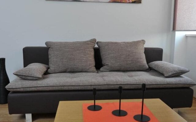 Debo Apartments - contactless check in