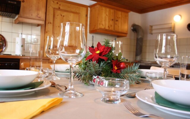 Cosy Holiday Home In Salzburg With Garden And Mountain Views