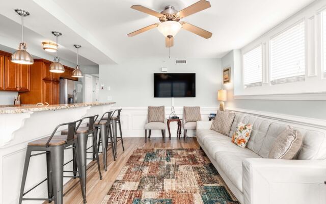 Captains Watch Condos