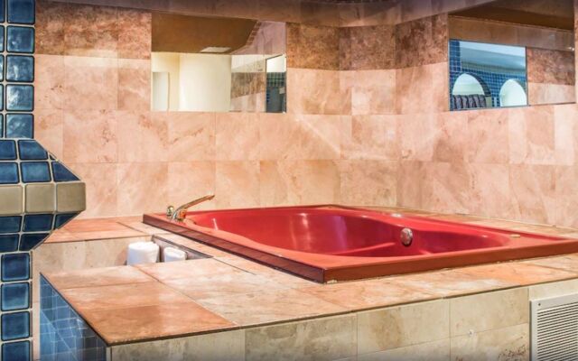 Country Inn & Suites By Radisson, Battle Creek, MI