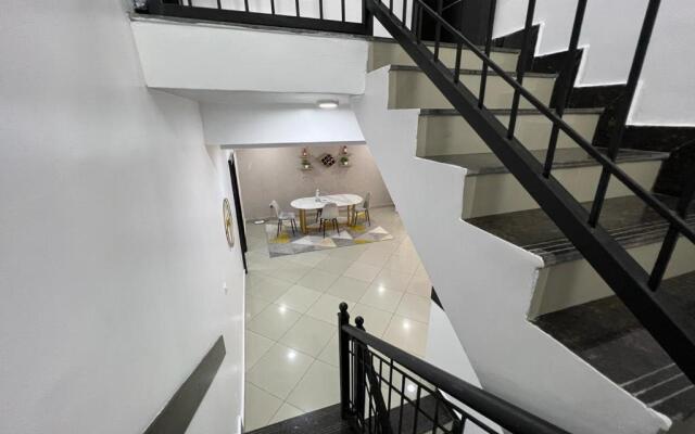 3 bedroom luxury apartments