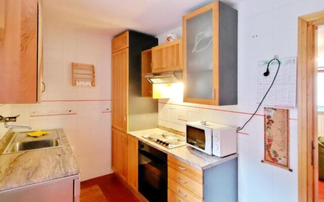 Mountain apartment in an authentic courtyard