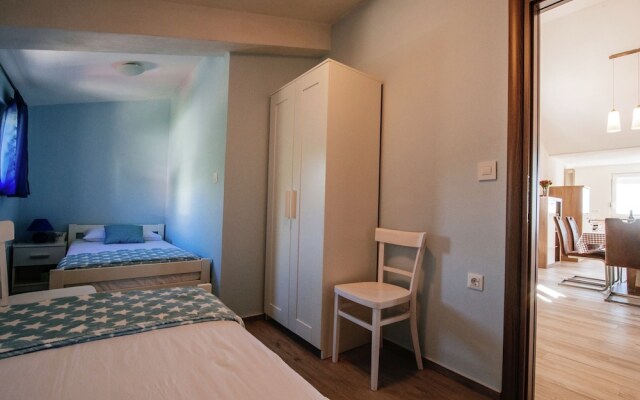 Modern Apartment near Sea in Starigrad