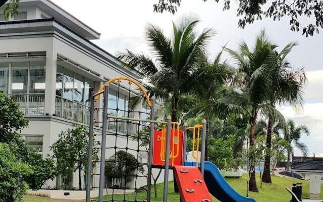 Grass Residence Sm North Condotel by Mademoiselle