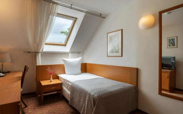 Mabre Residence Hotel