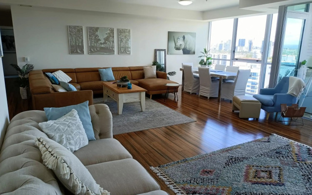 Grand Apartments