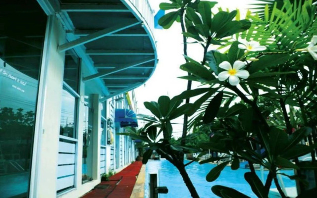 Nsiri Resort & Hotel