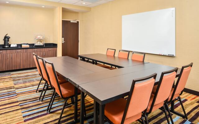 Fairfield Inn & Suites Warrensburg
